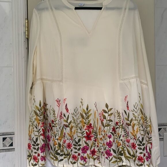 Old Navy Top Boho Floral Flowers Tunic - Picture 2 of 4